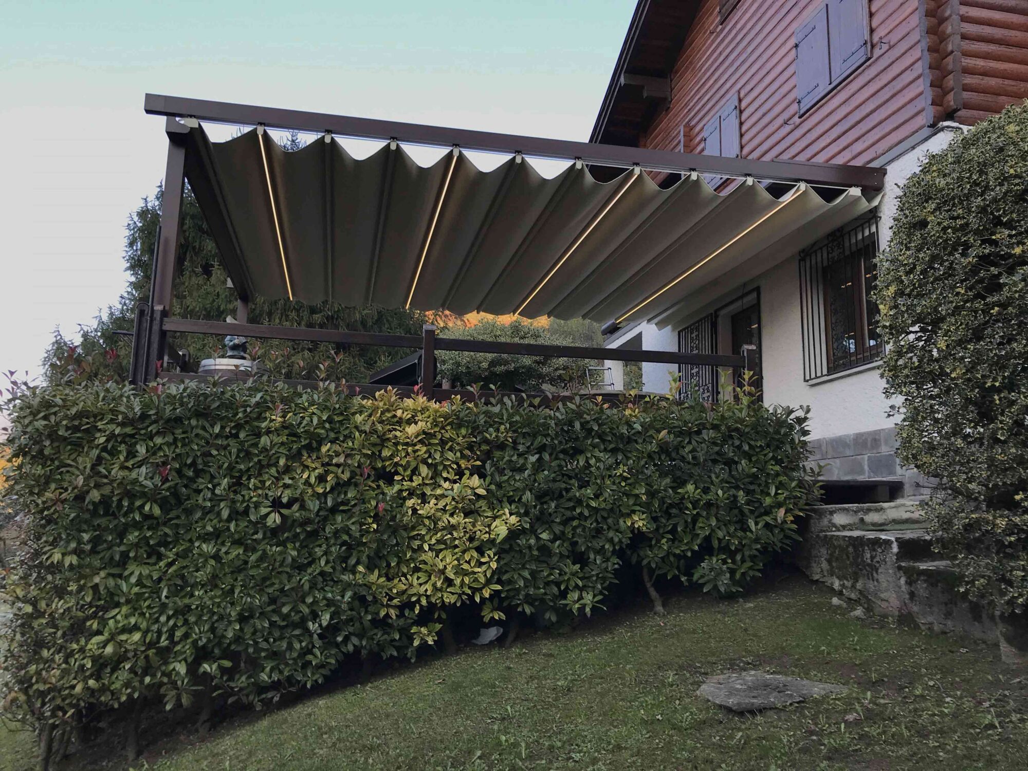 Pergola 2 Guide 2 Piantane Telo Lascato - madia