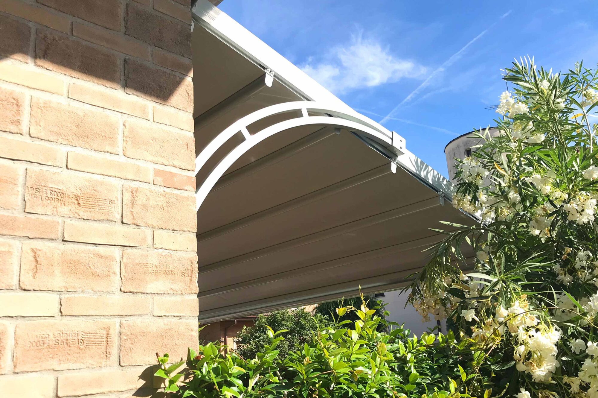 Pergola 2 Guide e 2 Piantane ad Arco