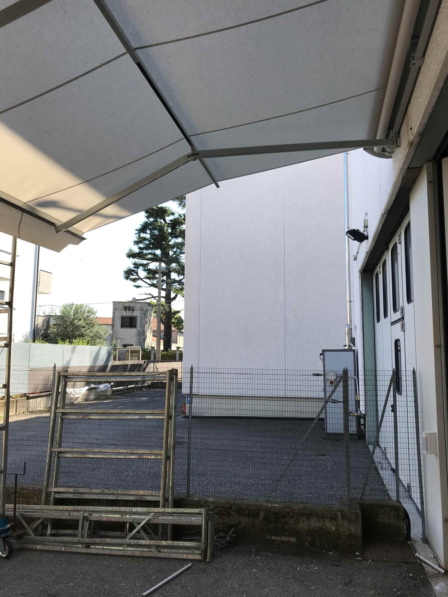 bq roof tenda da sole con frangitratta